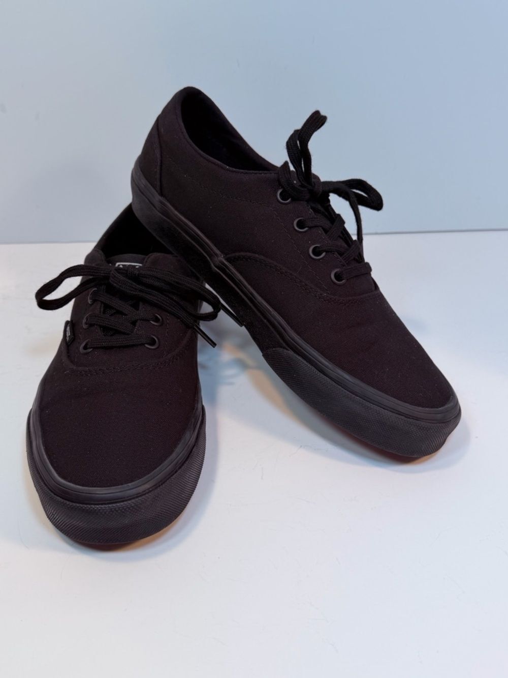VANS Era Black Canvas Lace-Up Sneakers Skate Shoes Women's Sz 9